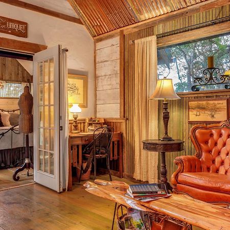 Pet-Friendly Wimberley Cabin With Fire Pit And Hot Tub Exterior foto