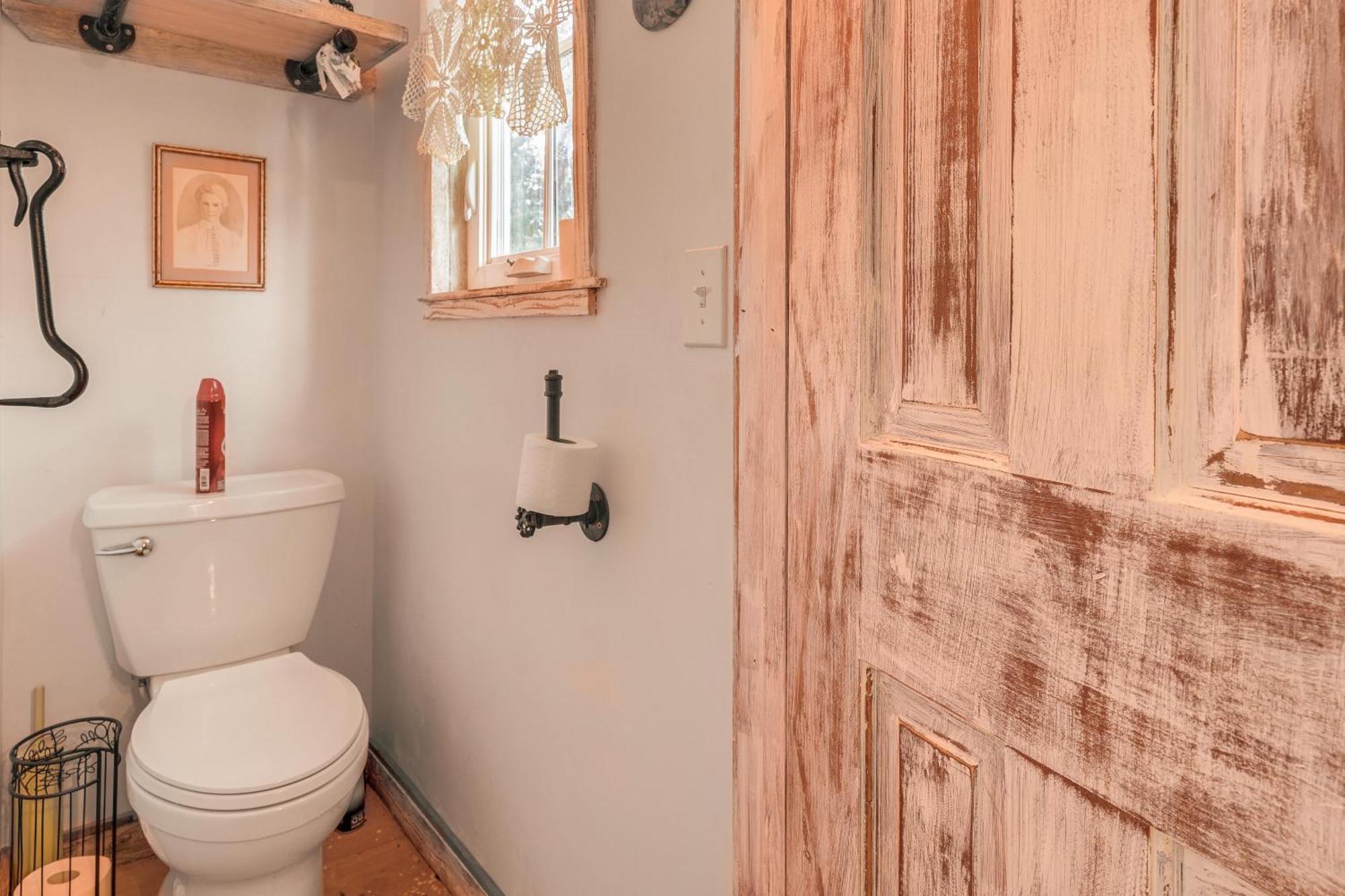 Pet-Friendly Wimberley Cabin With Fire Pit And Hot Tub Exterior foto